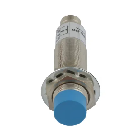 INNOCONT Индуктивный датчик, M18x1, L=73 мм, неэкранированный, зона срабатывания 8 мм, -25 +60 С, 12…24 VDC, IP67, выход: NPN NO, макс. ток 200 мА, разъем M12 SLI-18N8C